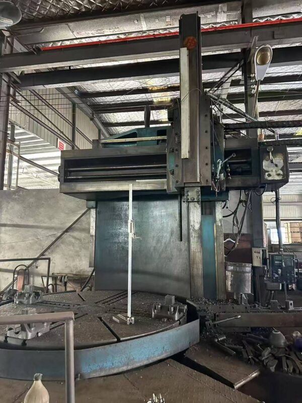 Dalian Feida 2.3-Meter C5123 Vertical Lathe - Image 4