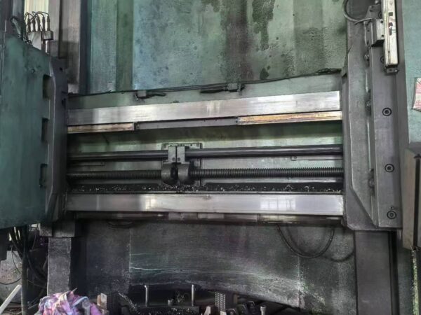 Qiqihar No.1 Machine Tool Works 2-Meter Heavy-Duty Vertical Lathe - Image 9