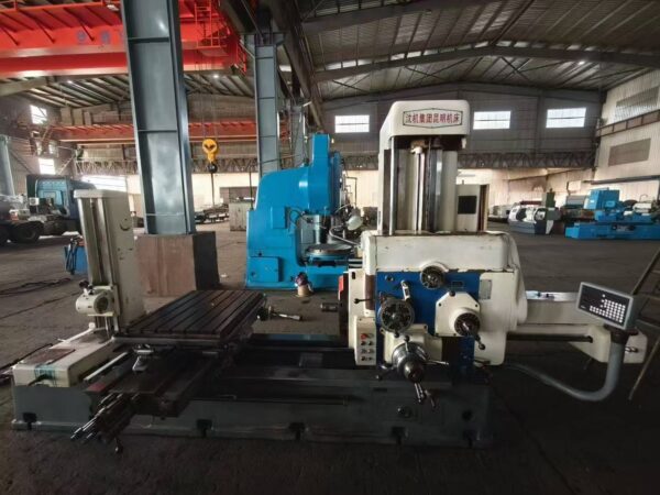 Kunming Machine Tool TX68 Horizontal Boring Machine, with original factory digital display, with rear column, Spindle 85mm. 90% new. - Image 9