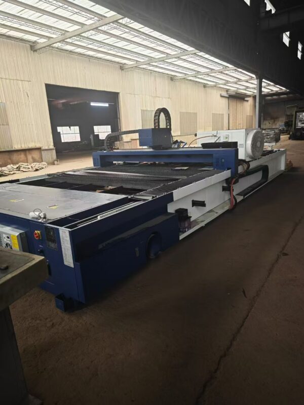 Han’s Laser G6025-0 fiber laser cutting system, almost brand new