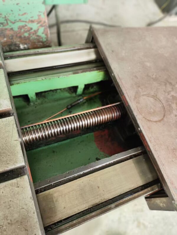 Jiangxi No.5 machine tool works X1570 Heavy-duty Single-column milling machine  1500X700X600 - Image 4