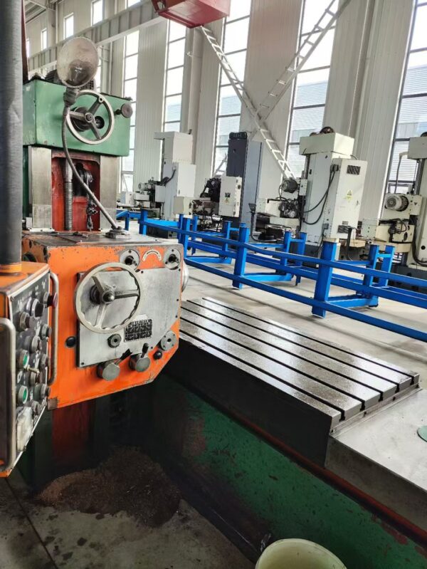 Jiangxi No.5 machine tool works X1570 Heavy-duty Single-column milling machine  1500X700X600 - Image 8